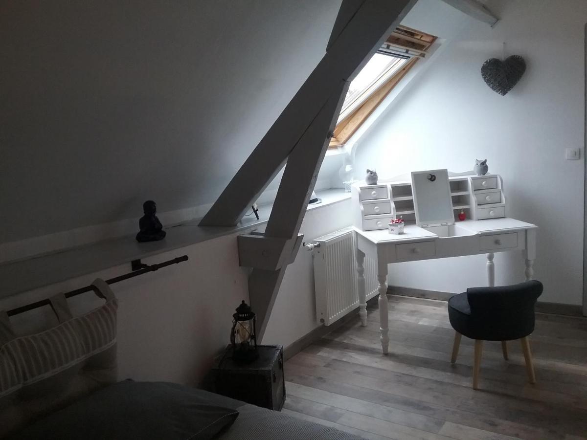 Chambre D'Hotes "Coquelicot" Nurlu Exterior photo
